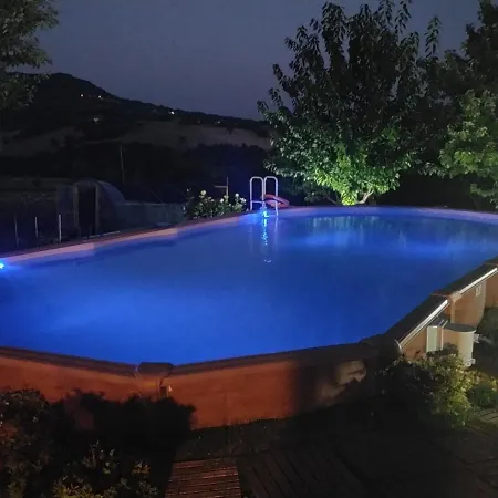 Mansarda Viti - Sguardo Su - Frontone